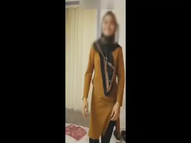 Bokep Jilbab Ketemu Pacar Ukhti Ngewe Brutal Kost poster