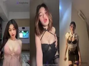 Dokumentasi Dinda Tiktoker Cantik Live Kasur poster