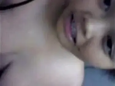 Video ABG Berwajah Imut Bugil Pamer Bodi poster